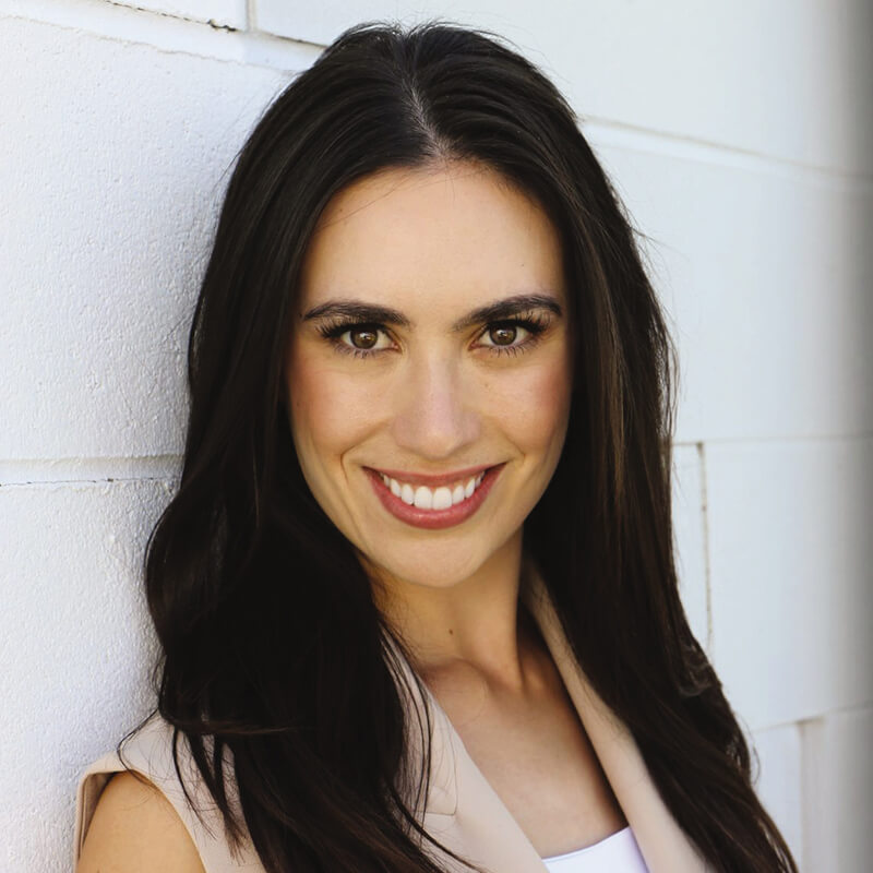 Lindsay MacMillan